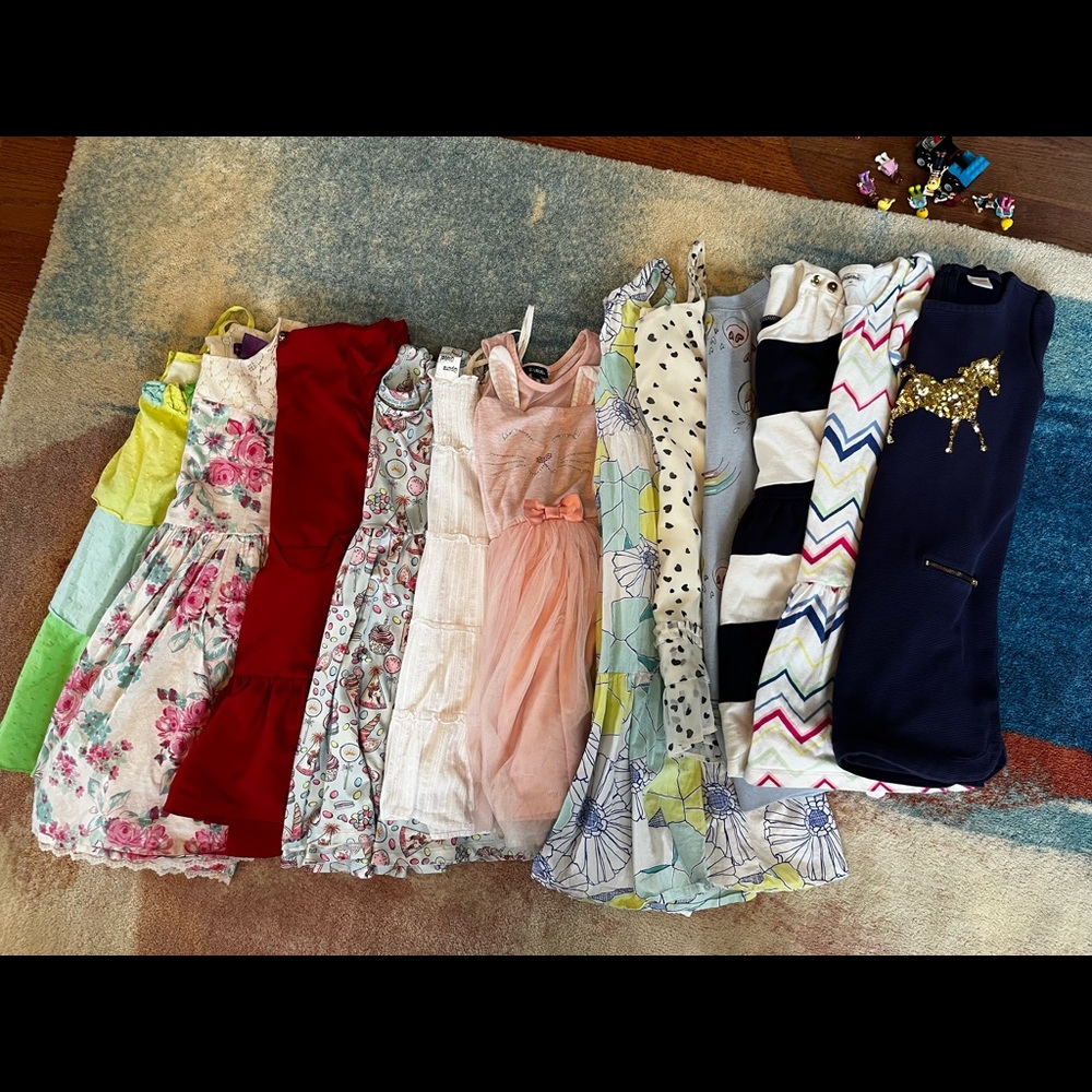 12 EUC awesome girls dresses size 6-8